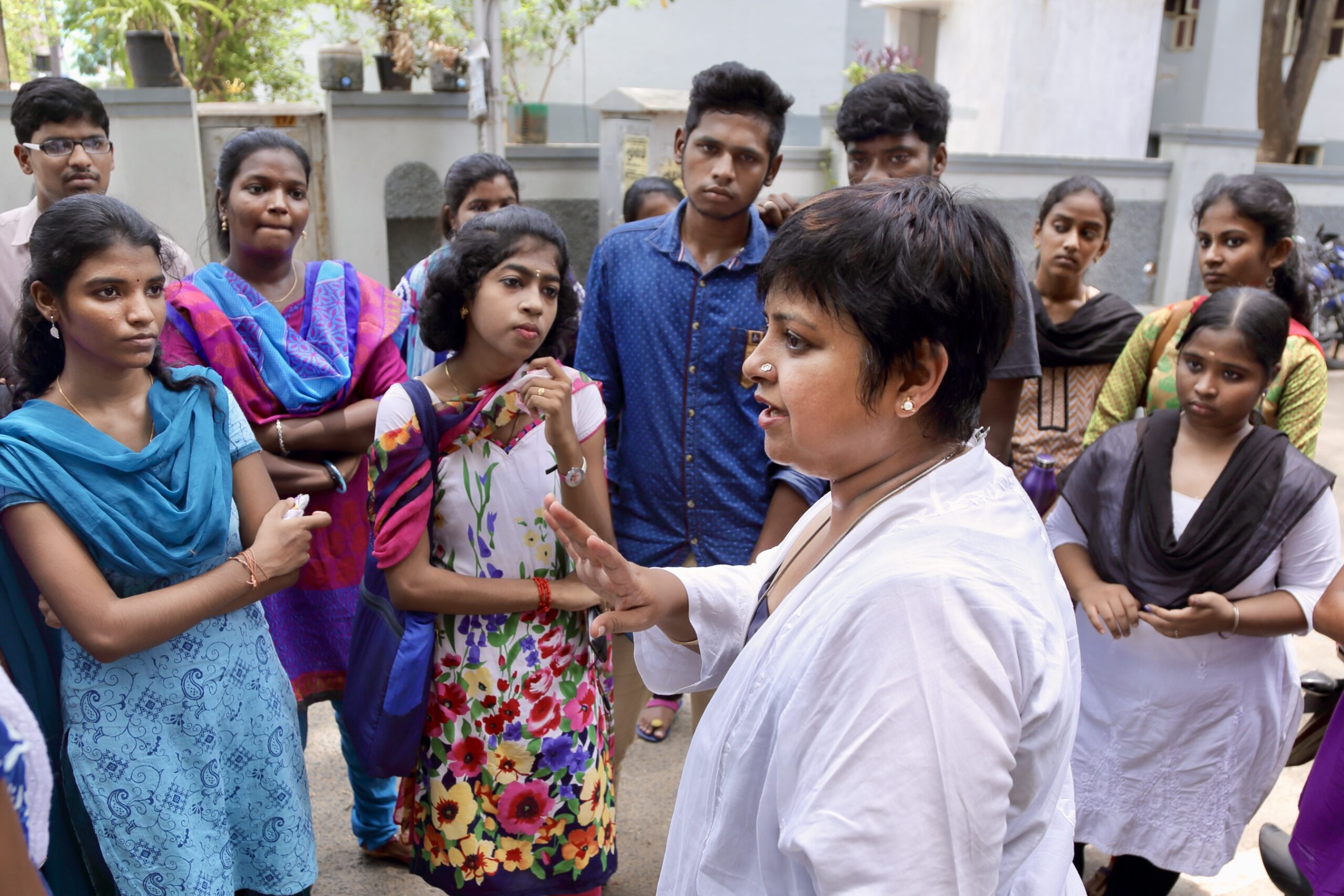 Sethulakshmi Johnson, Community Liaison Officer Yrg Care (iavi's Partner Organization) Welcoming Student Volunteers, Kamaraj Colony, T. Nagar, Chennai